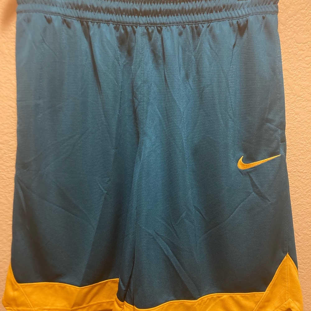 New Nike Basketball Shorts Green Gold Size L - Picture 6 of 9